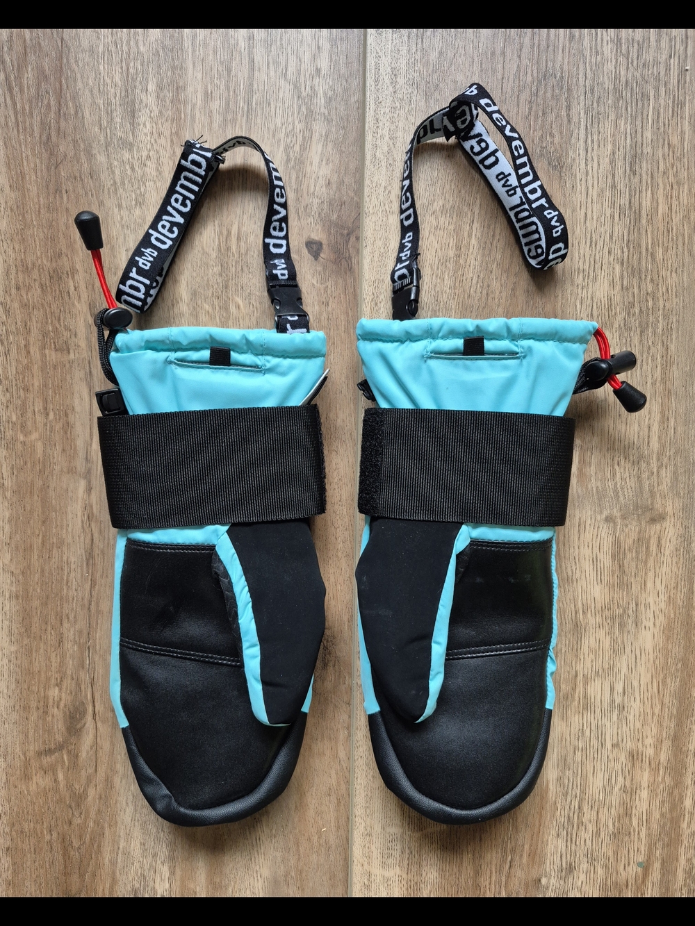 Devembr Adult Teal Ski Mittens Gloves Size Small Ski Snowboard Winter - Picture 5 of 7